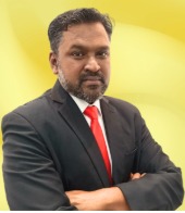 Sungala National Tamil School அவர்களுக்கு தங்க தமிழ் விருதுகள் பெருமையுடன் வழங்கும் சிறந்த கல்வியாளர்  விருதைப் பெற்றுள்ளார்